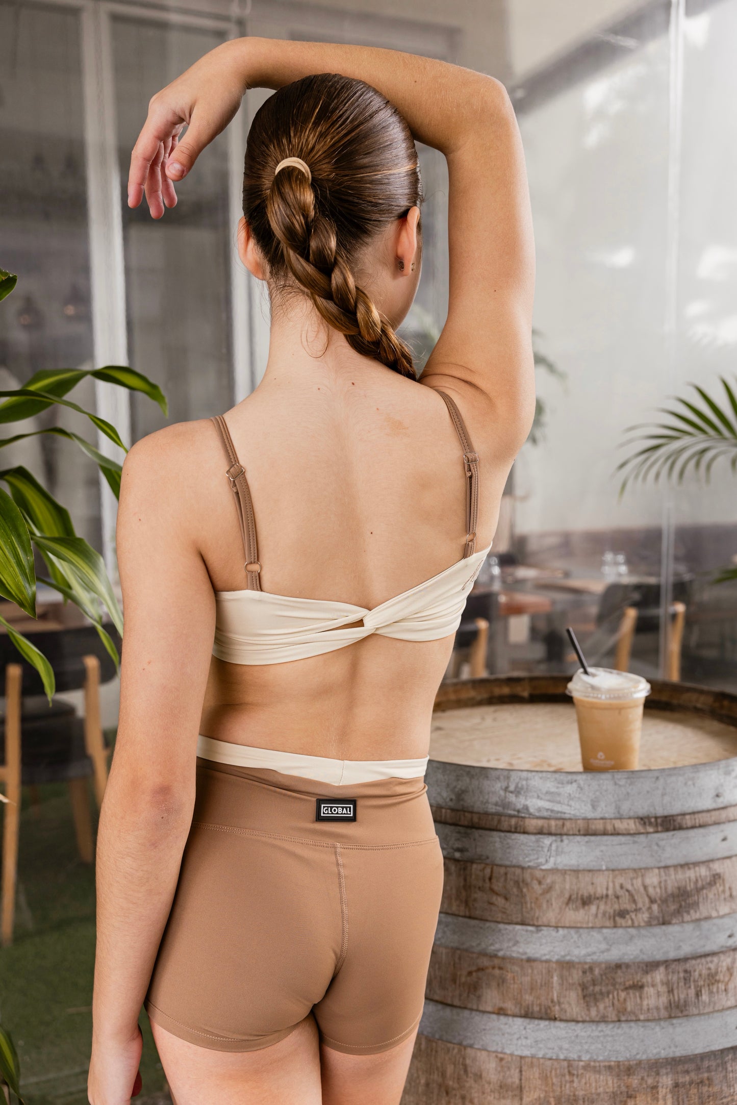 Apex Short - Espresso & Cream