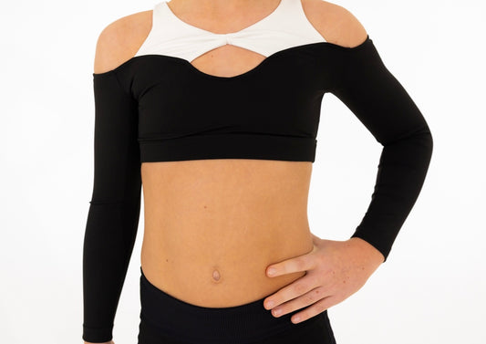 Capsule Crop - Black and White